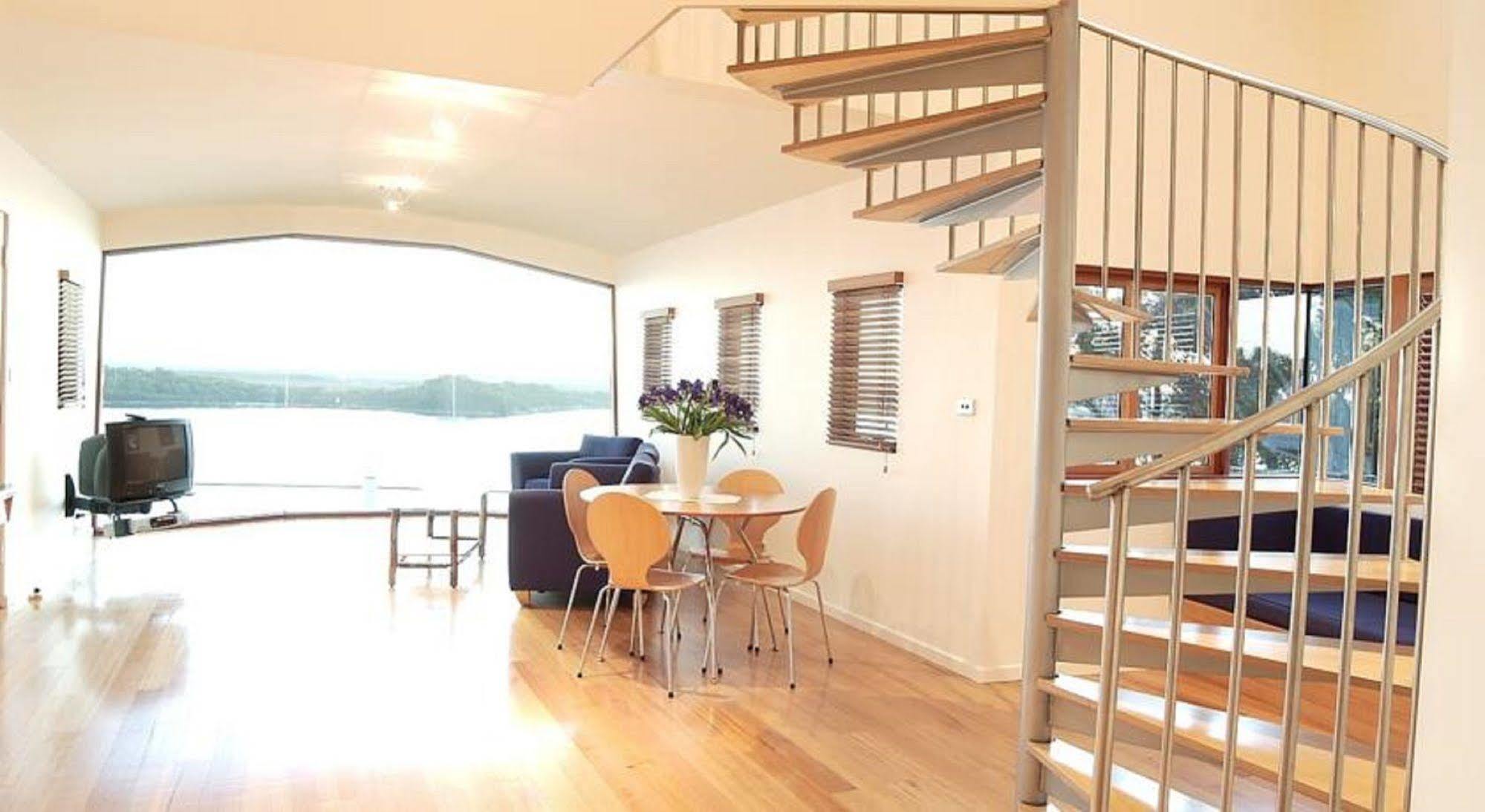 Wheelhouse Apartments Strahan Buitenkant foto