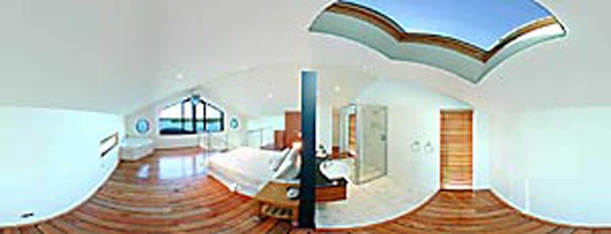 Wheelhouse Apartments Strahan Buitenkant foto